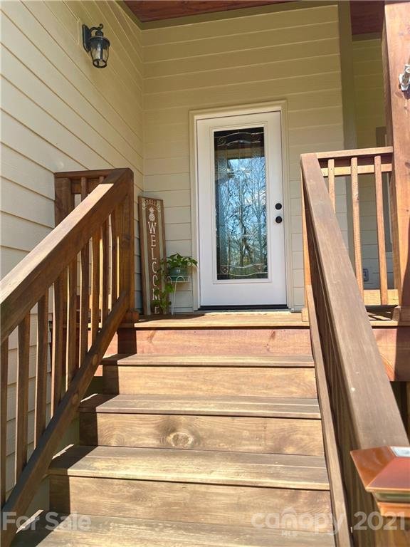 Property image 3 at 70 E Arbutus Trail, Hendersonville, NC 28792