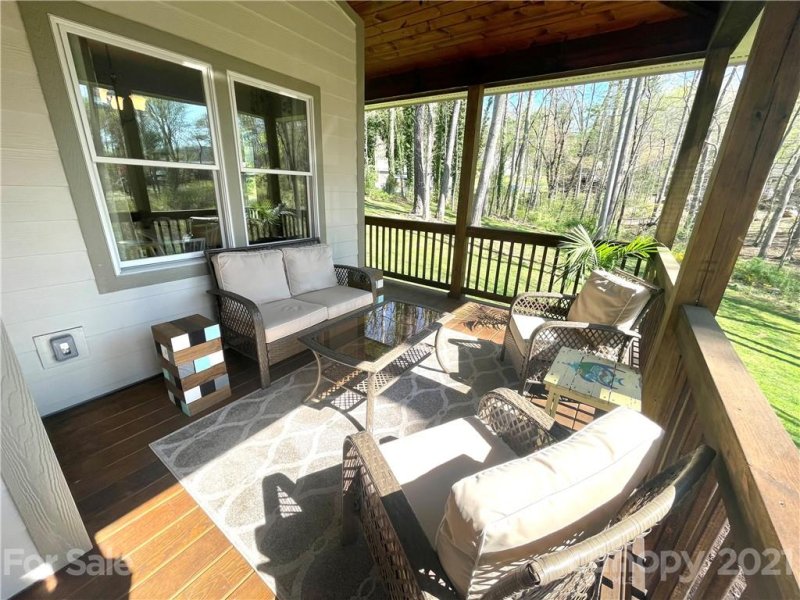 Property image 4 at 70 E Arbutus Trail, Hendersonville, NC 28792