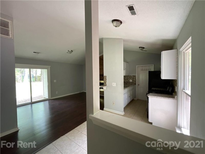 Property image 2 at 5330 Great Wagon Road, Charlotte, NC 28215