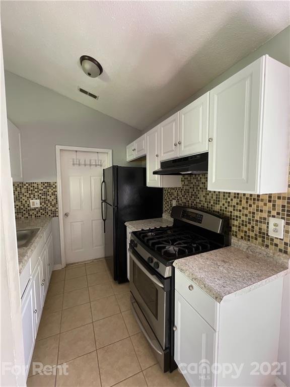 Property image 4 at 5330 Great Wagon Road, Charlotte, NC 28215