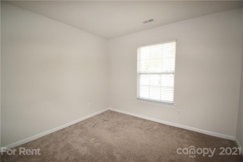 Property image 4 at 1908 Safflower Circle, Charlotte, NC 28262