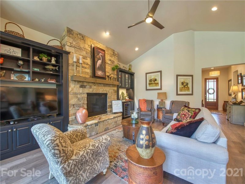 Property image 4 at 89 Plateau Drive, Maggie Valley, NC 28751