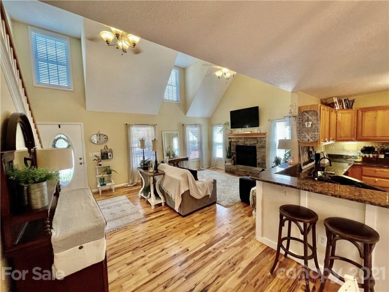 Property image 4 at 17 Grove Garden Avenue, Candler, NC 28715