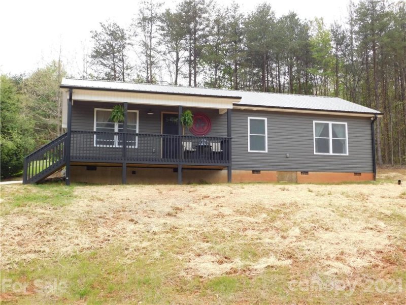 Property image 2 at 1925 Bear Paw None, Hickory, NC 28602