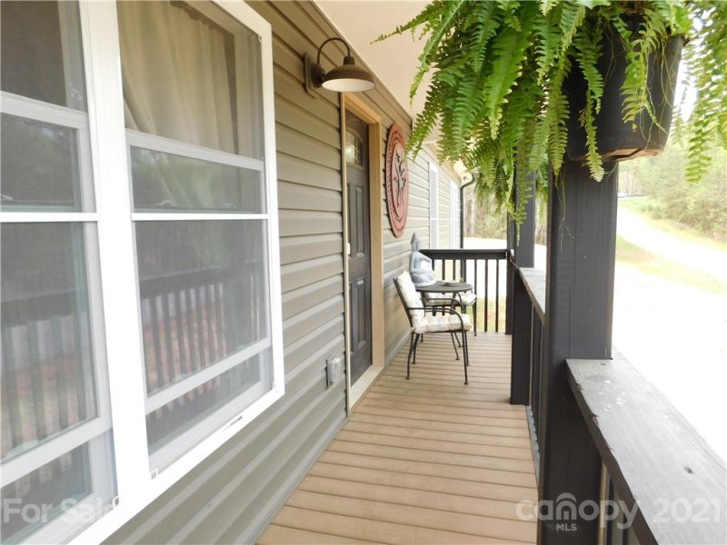 Property image 3 at 1925 Bear Paw None, Hickory, NC 28602