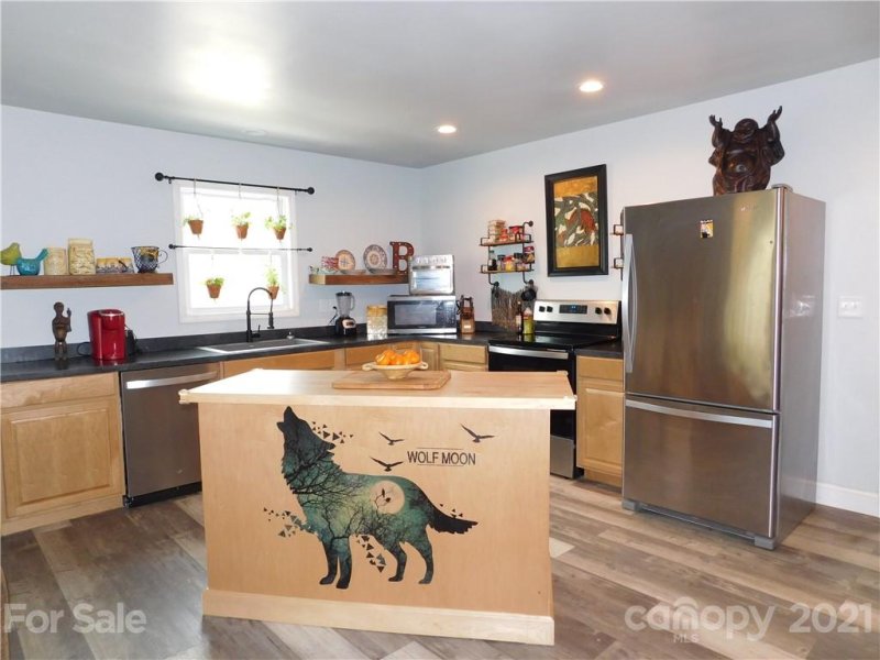 Property image 4 at 1925 Bear Paw None, Hickory, NC 28602