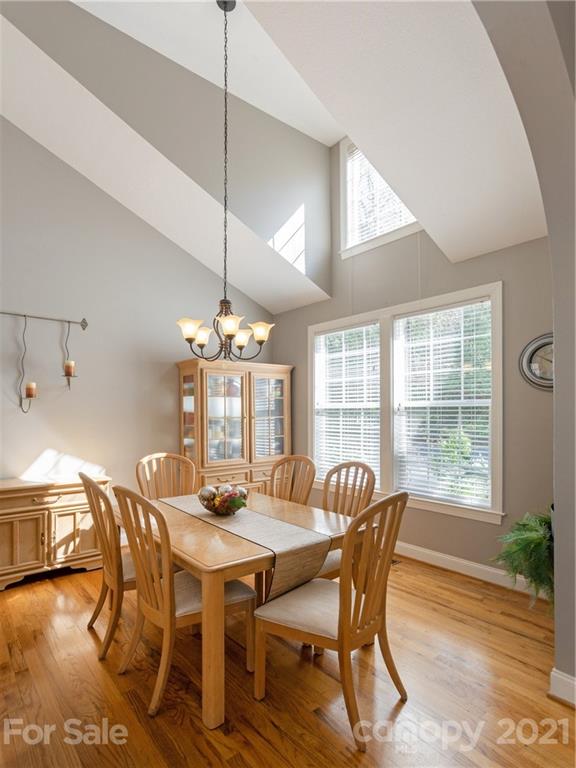 Property image 3 at 115 Hibiscus Lane, Asheville, NC 28803