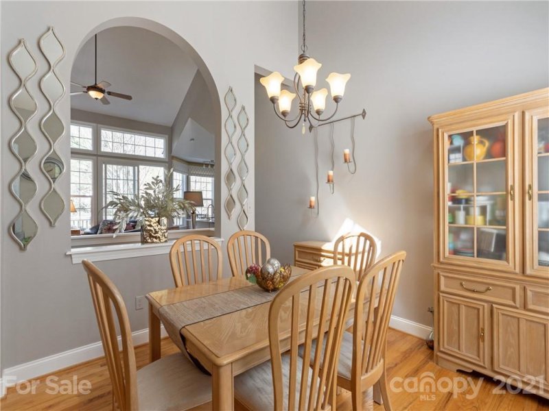 Property image 5 at 115 Hibiscus Lane, Asheville, NC 28803