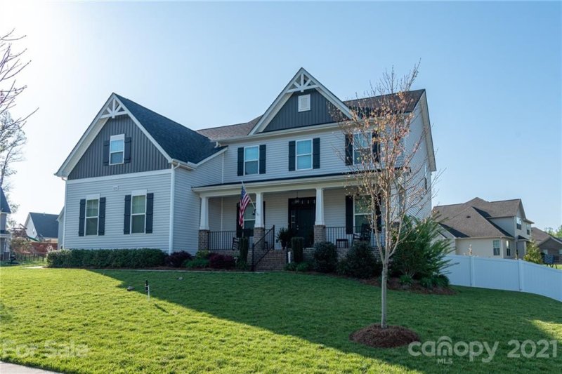 Property image 2 at 120 Willowbrook Drive, Mooresville, NC 28115