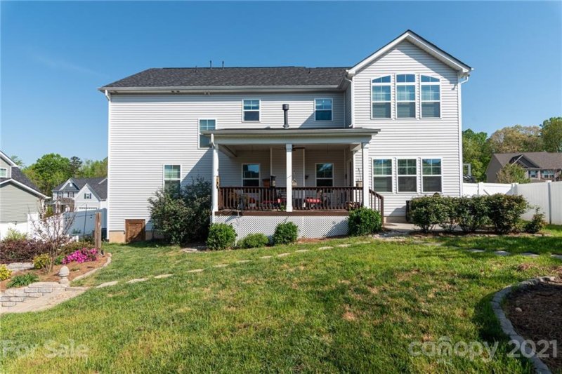 Property image 4 at 120 Willowbrook Drive, Mooresville, NC 28115