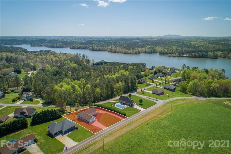 Property image 2 at 5328 Moore Acres Drive, Granite Falls, NC 28630