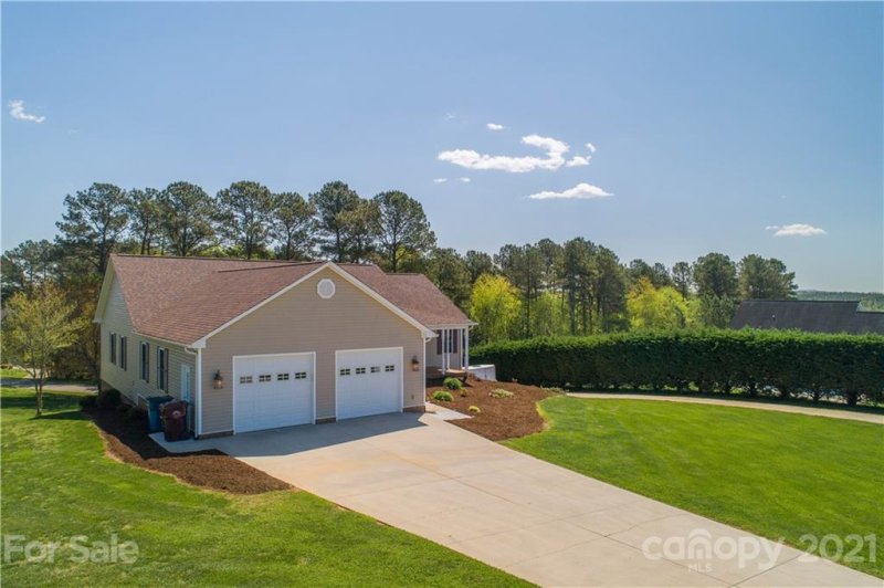 Property image 3 at 5328 Moore Acres Drive, Granite Falls, NC 28630