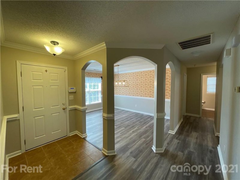 Property image 3 at 9128 Arbor Creek Drive, Charlotte, NC 28269