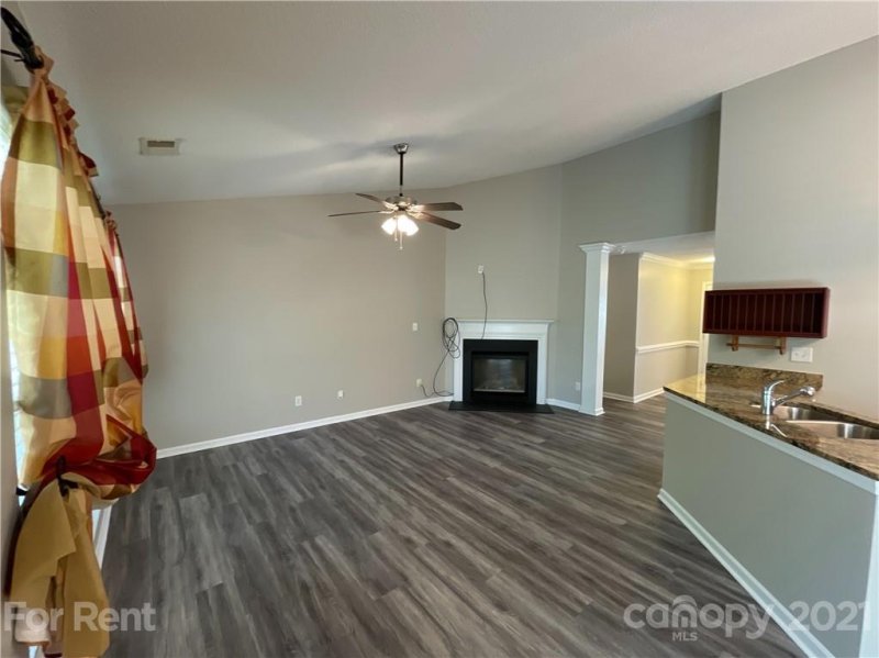 Property image 4 at 9128 Arbor Creek Drive, Charlotte, NC 28269