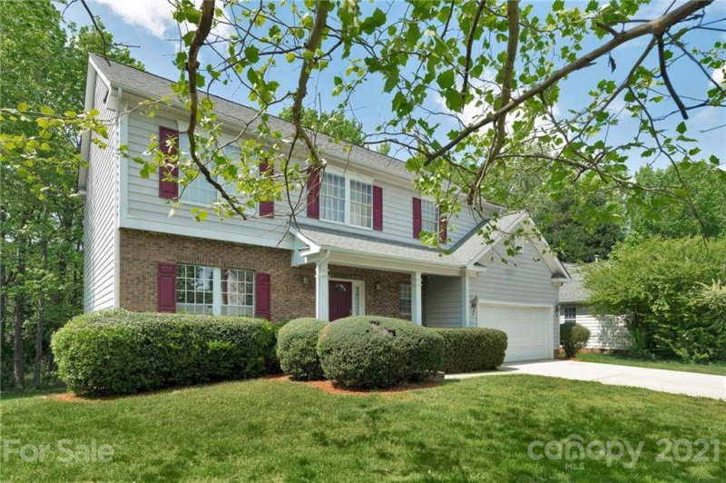 Property image 2 at 11807 Mallard Ridge Drive, Charlotte, NC 28269