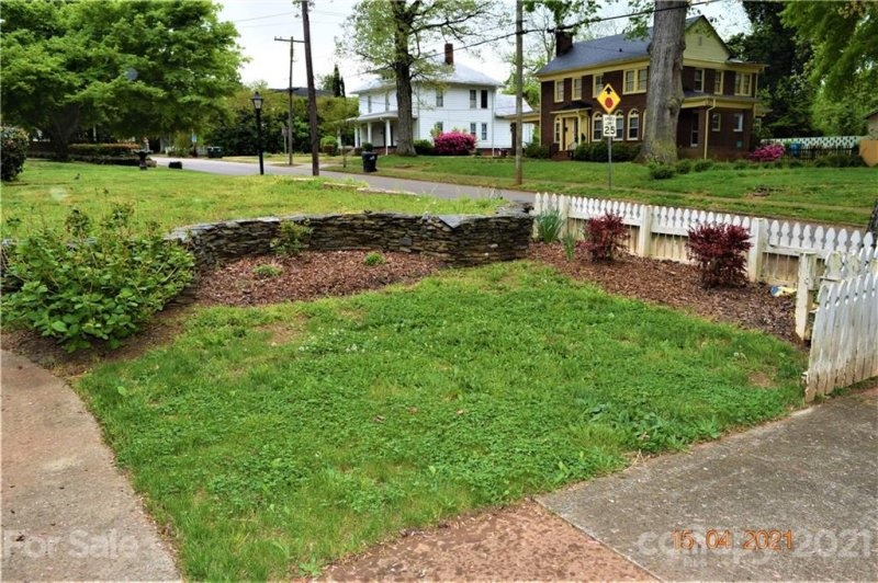 Property image 3 at 530 Monroe Street, Salisbury, NC 28144