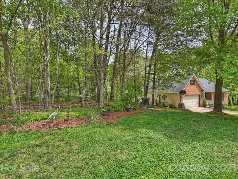 Property image 4 at 108 Kingfisher Drive, Mooresville, NC 28117