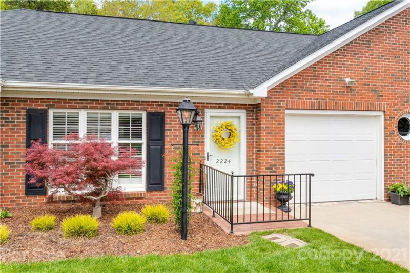Property image 4 at 2224 Windsor Woods Drive, Gastonia, NC 28054
