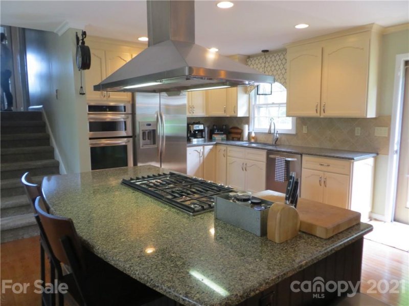 Property image 2 at 143 Chadmore Drive, Charlotte, NC 28270