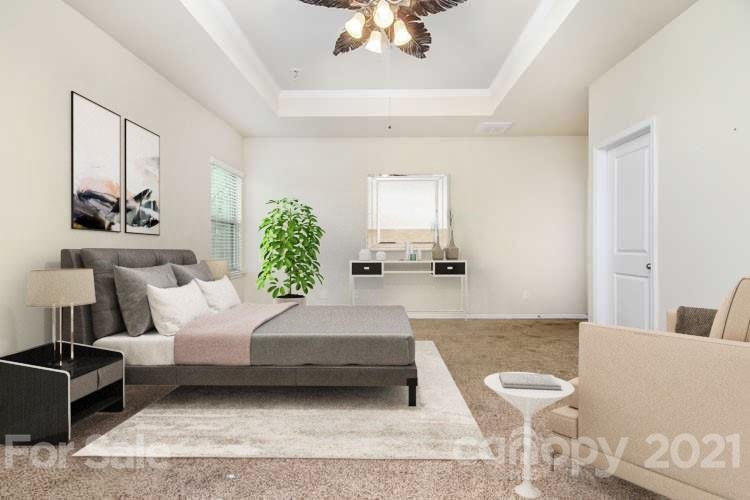 Property image 3 at 135 Planters Drive, Statesville, NC 28677