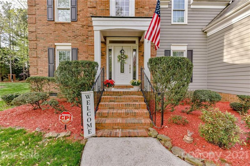 Property image 4 at 4711 Heatherton Place, Charlotte, NC 28270