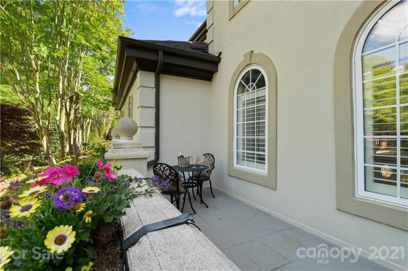 Property image 2 at 5310 Colony Road, Charlotte, NC 28226