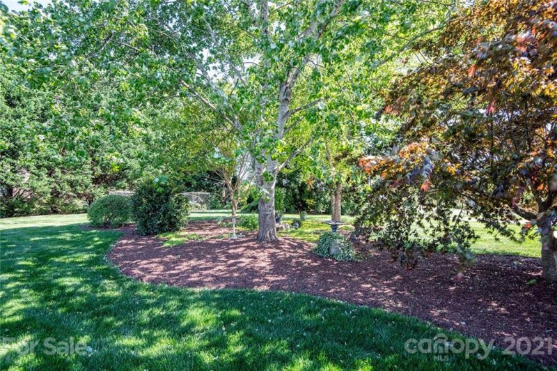 Property image 4 at 1026 Fox Chase Drive, Newton, NC 28658
