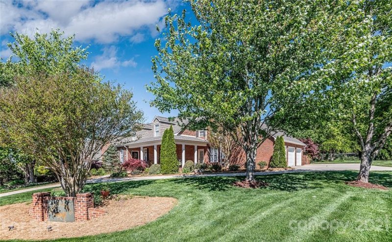 Property image 5 at 1026 Fox Chase Drive, Newton, NC 28658