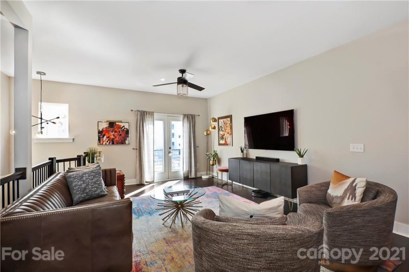 Property image 3 at 2901 Grand Union Way, Charlotte, NC 28209