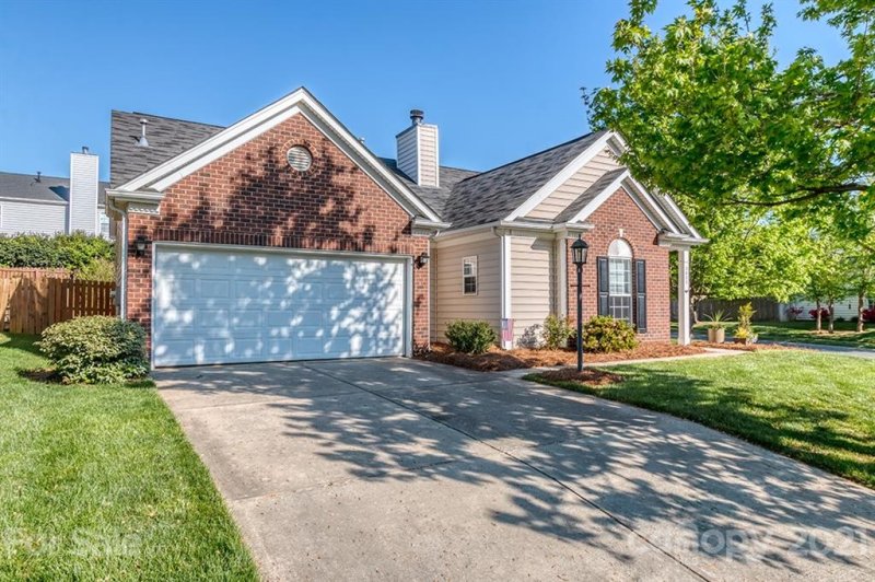 Property image 3 at 3413 Allenwood Road, Charlotte, NC 28270