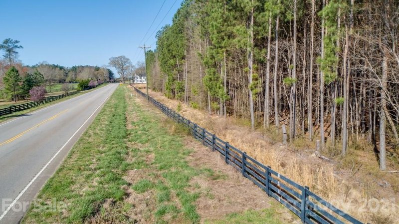 Property image 2 at 34 Charlotte Highway, York, SC 29745