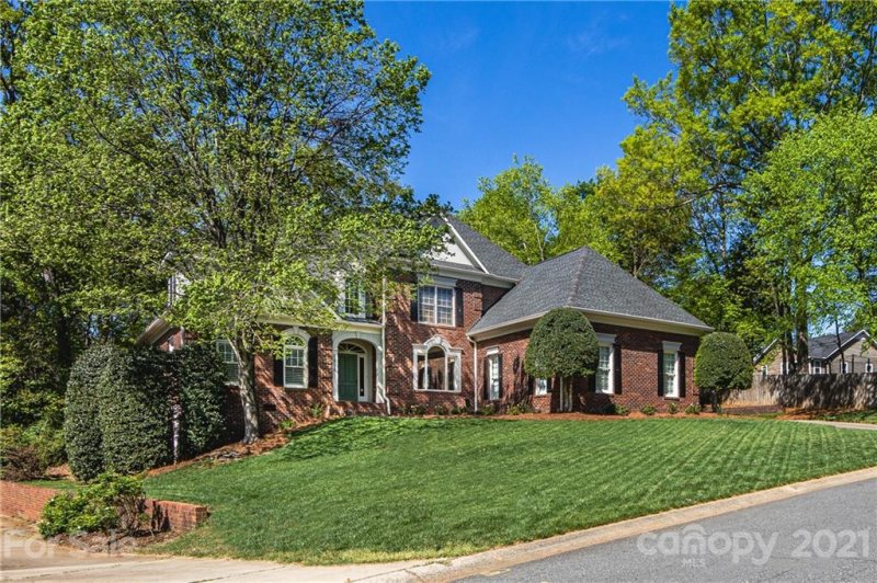 Property image 2 at 5516 Pepperdine Drive, Charlotte, NC 28226