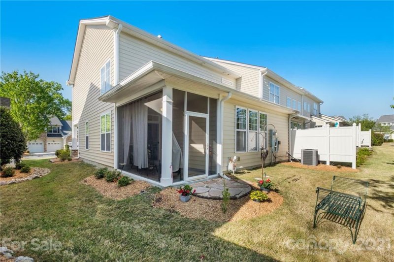 Property image 2 at 557 Pine Links Drive, Tega Cay, SC 29708