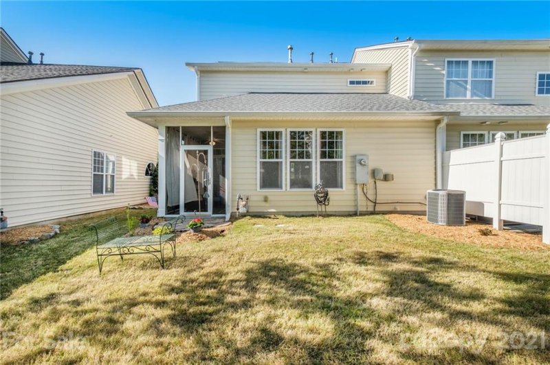 Property image 4 at 557 Pine Links Drive, Tega Cay, SC 29708