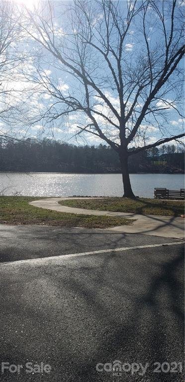 Property image 2 at 5488 Pembrooke Drive, Granite Falls, NC 28630