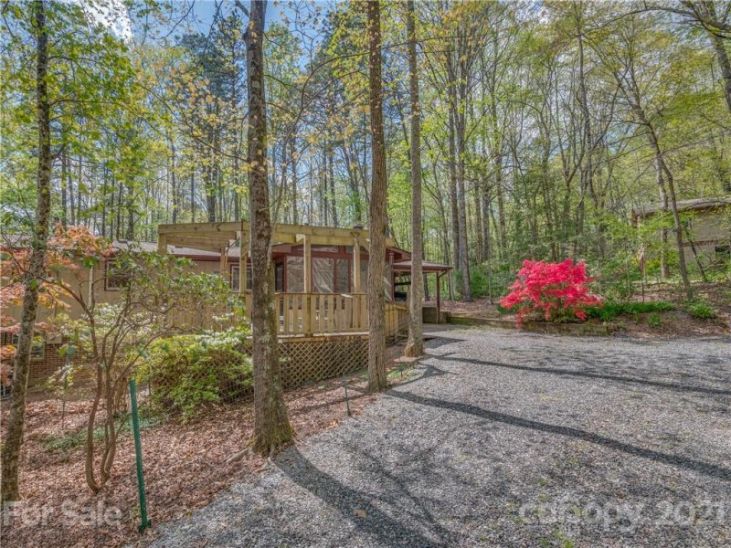 Property image 5 at 213 Gander Way, Hendersonville, NC 28792