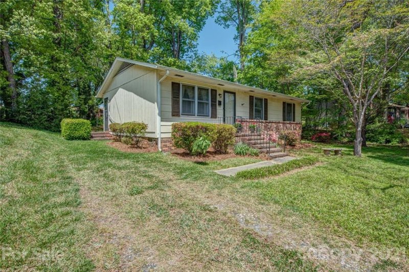 Property image 3 at 317 Willow Street, Stanley, NC 28164