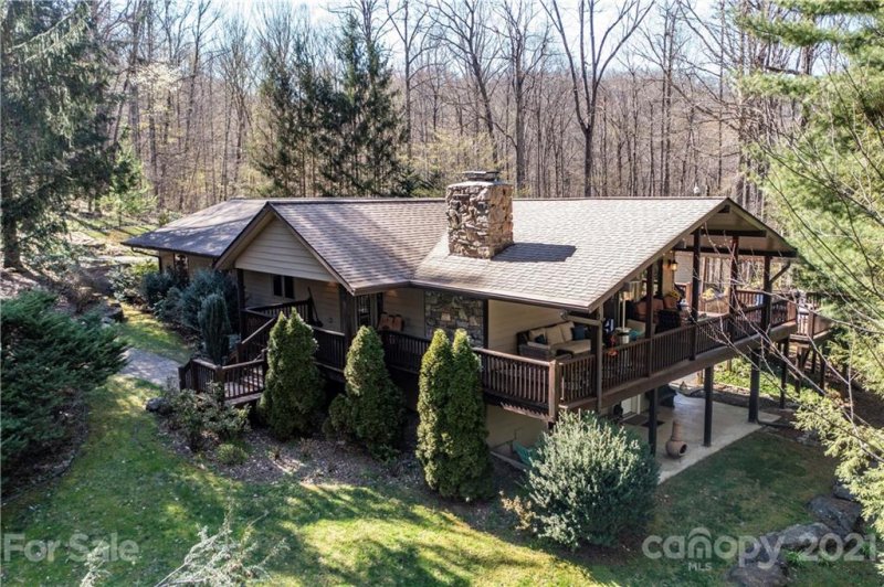 Property image 2 at 388 Locust Drive, Maggie Valley, NC 28751