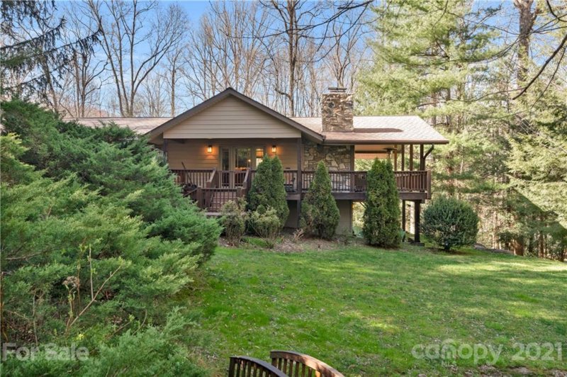 Property image 3 at 388 Locust Drive, Maggie Valley, NC 28751