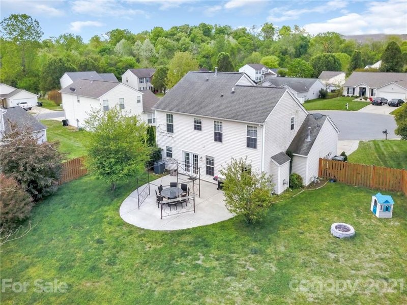 Property image 3 at 2056 Crystal Cove Place, Concord, NC 28025