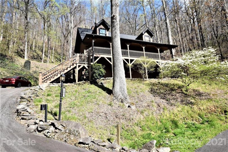 Property image 3 at 103 Lion Heart Lane, Maggie Valley, NC 28751