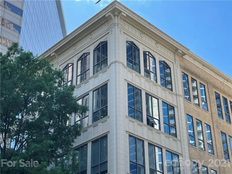 Property image 2 at 127 N Tryon Street, Charlotte, NC 28202
