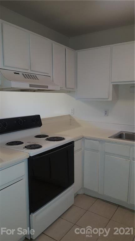 Property image 5 at 1605 Merry Oaks Road, Charlotte, NC 28205