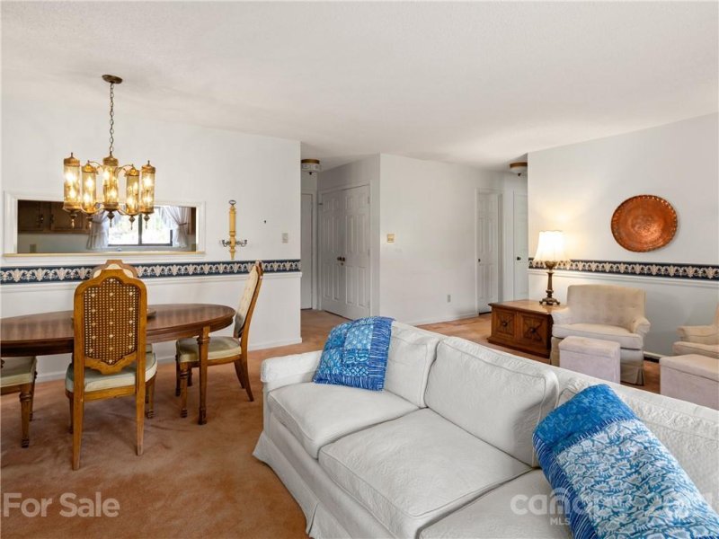 Property image 4 at 101 Cedar Forest Trail, Asheville, NC 28803