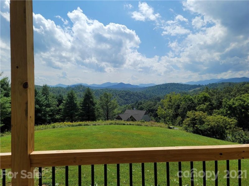 Property image 5 at 573 Highland Creek Drive, Marshall, NC 28753