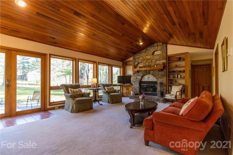 Property image 5 at 30 Mallard Trail, Hendersonville, NC 28792