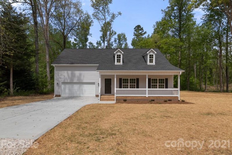 3279 Tanglewood Drive