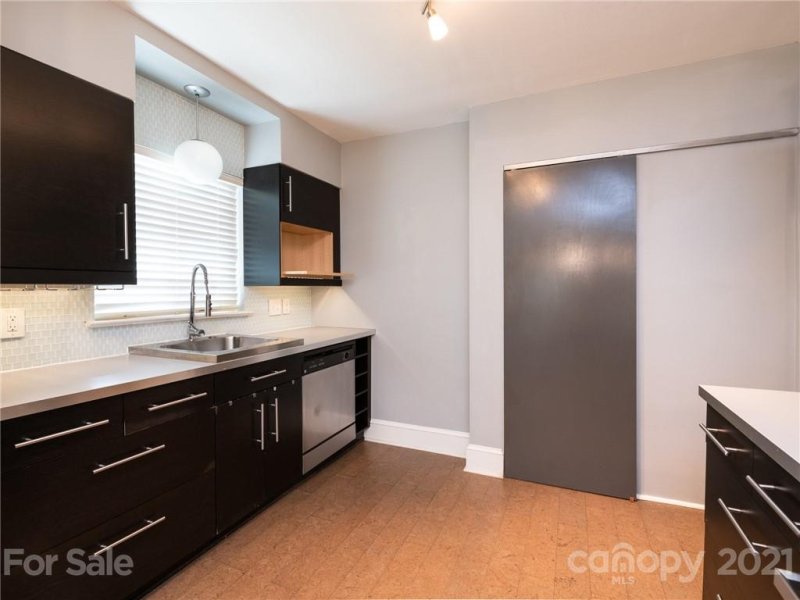 Property image 5 at 4200 Sheridan Drive, Charlotte, NC 28205