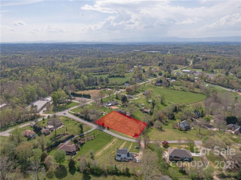 Property image 2 at 2180 E Winds Avenue, Morganton, NC 28655