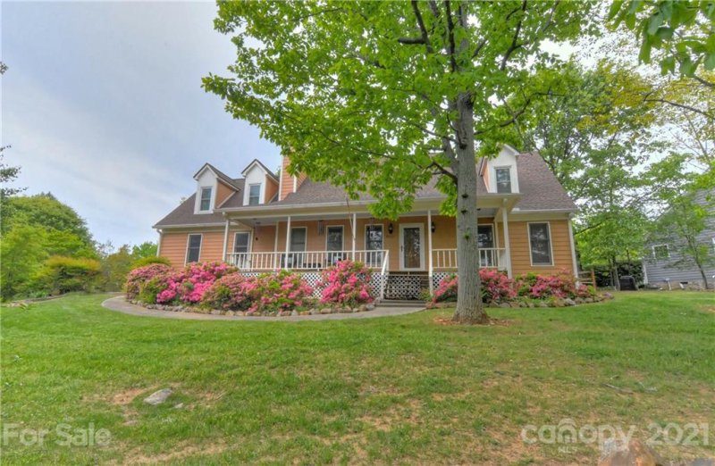 Property image 2 at 9001 Crosstimbers Drive, Charlotte, NC 28215